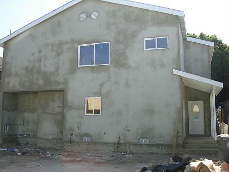 Rear view from the right