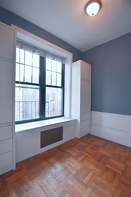 Rented by Bold New York | media 24