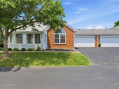 3910 Village Green Dr, Louisville, KY, 40299