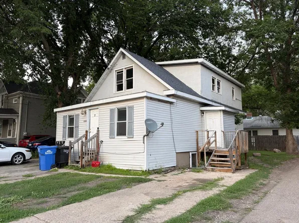 1225-11 1/2 St N, Fargo, ND 58102