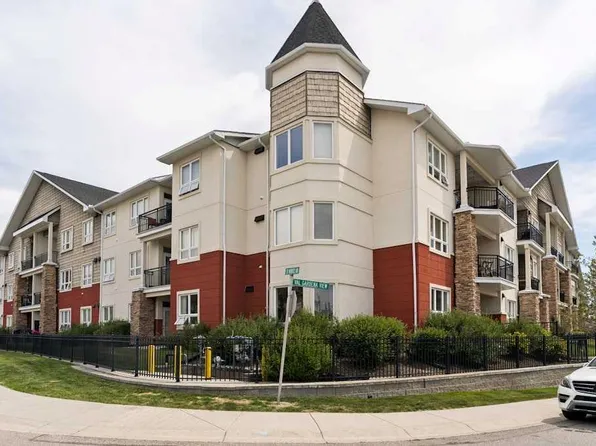 26 N Val Gardena Vw SW #342, Calgary, AB T3H 5Z5