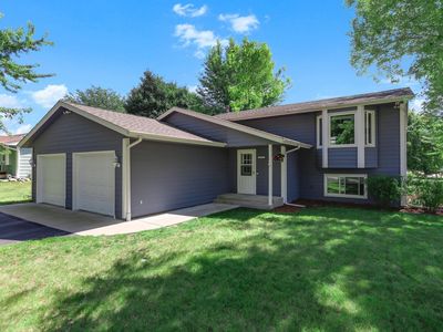 673 Concord Dr, Chaska, MN, 55318