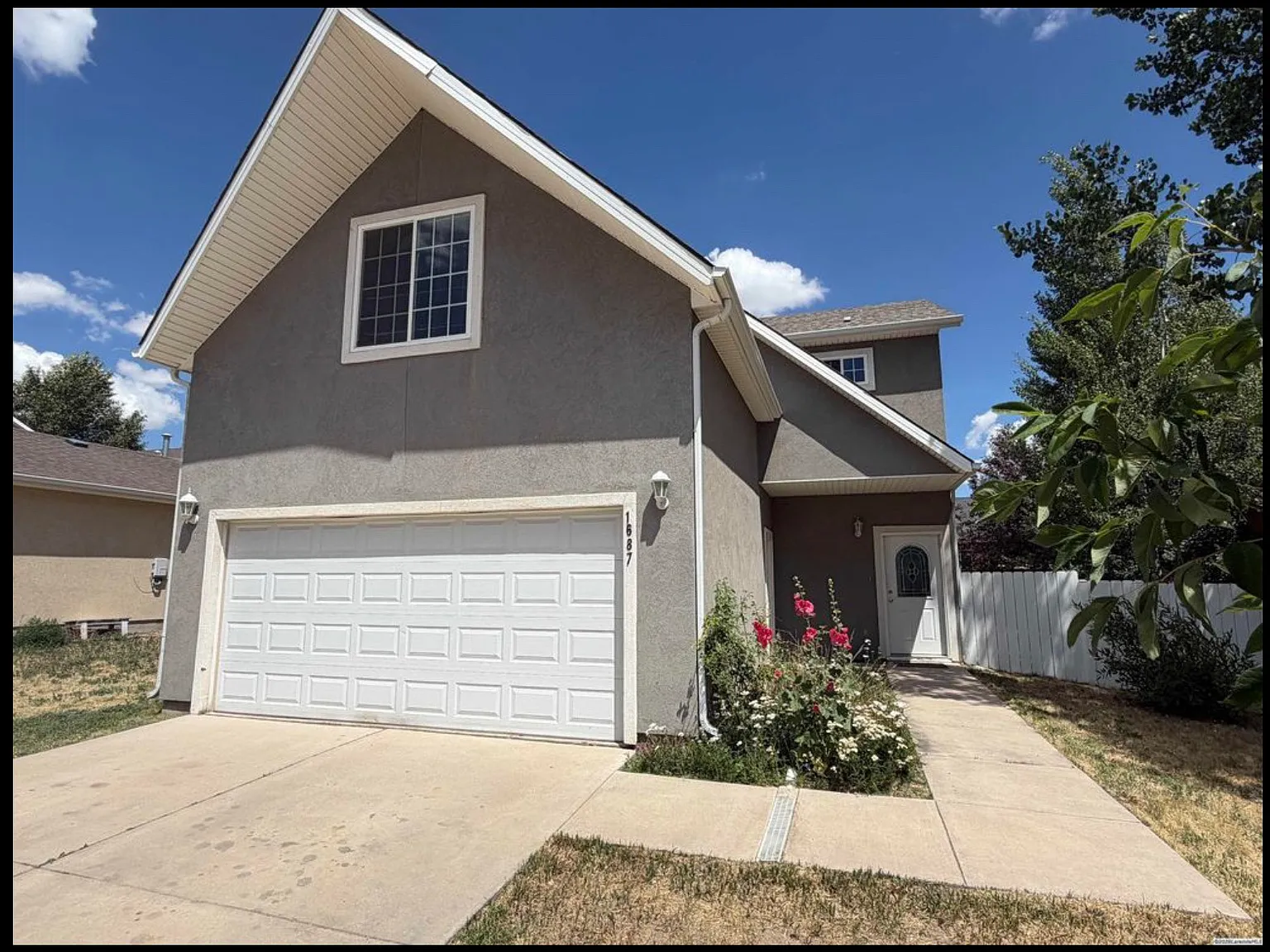 4 bed, 1704 sqft, $2,500 — Photo 2