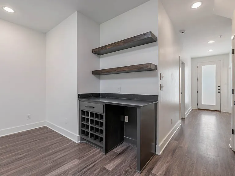 1533 Pine Ridge Dr #101 — Photo 10