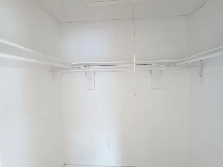 33 S Lincoln Ave — Photo 18