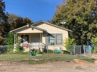 105 Regina St, San Antonio, TX 78223