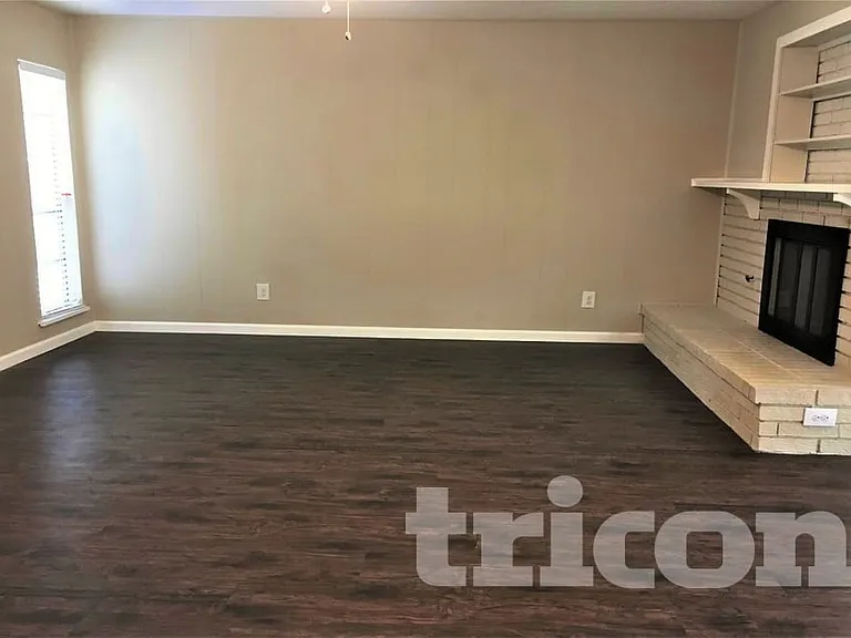 5105 Ragan Dr — Photo 2