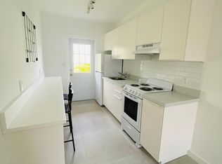 2011 NE 167th St #7, Miami, FL 33162