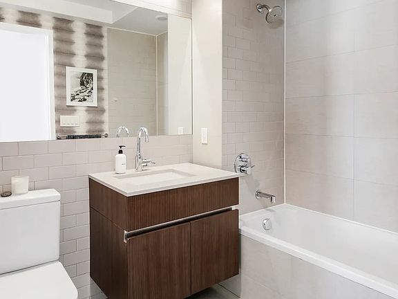 5th image of 5-27 51st Ave #3C