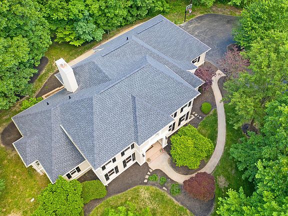 2nd image of 7671 Silver Lake Ct