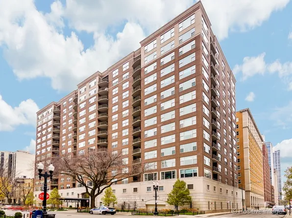 1301 N Dearborn St APT 1306, Chicago, IL 60610