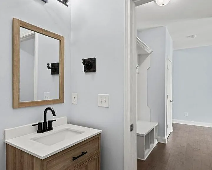 131 Mittams Point Dr — Photo 9