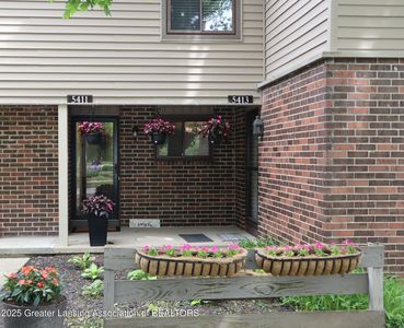 5411 Maple Rdg #74, Haslett, MI, 48840