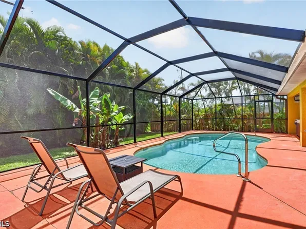 3809 Agualinda Blvd, Cape Coral, FL 33914