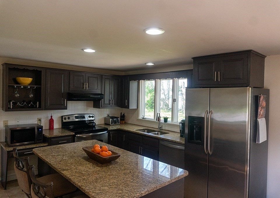 90 Grant St, North Attleboro, MA 02760 Zillow