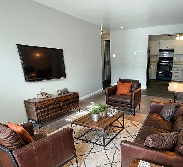 4413 Forrest Hill Rd — Photo 24