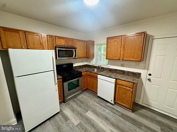 5th image of 2863 W Lanvale St
