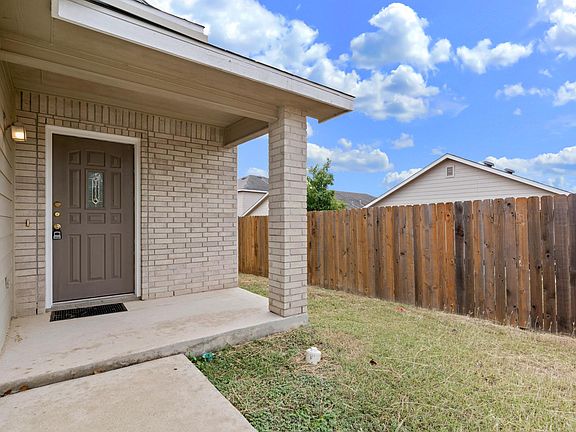 4th image of 3502 Alamo Greens