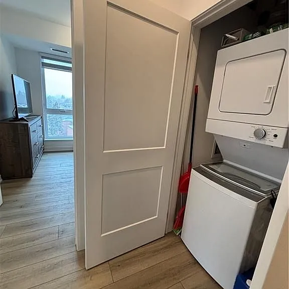 312 Erb St W #516 — Photo 9