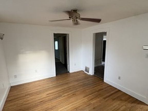 2nd image of 2042 Fulton St