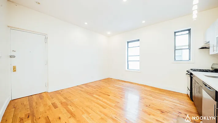 Rented by Nooklyn NYC LLC | media 3