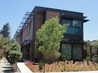 571 Lassen St, Los Altos, CA 94022