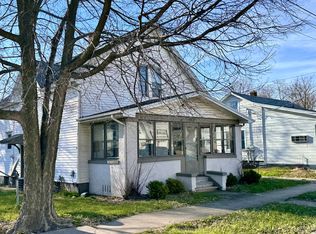 1117 S Main St, Bloomington, IL
