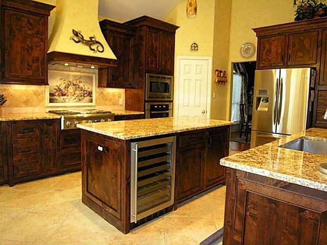 1st image of 1301 Wildflower Ln