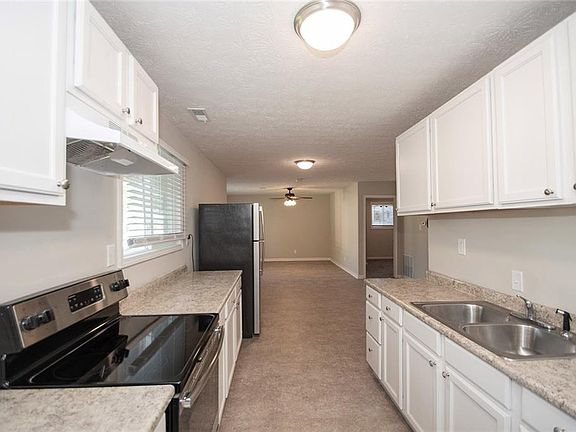 4th image of 5263 N Sadlier Dr