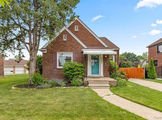 2283 23rd St, Wyandotte, MI 48192