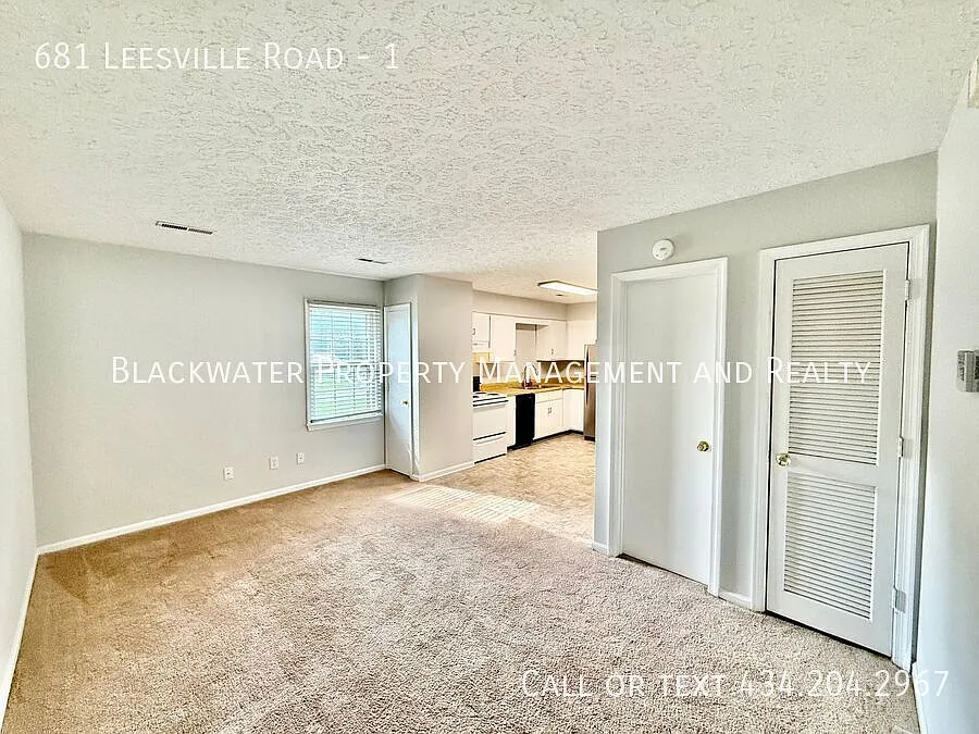 1 bed, 1.0 bath, $750 — Photo 2