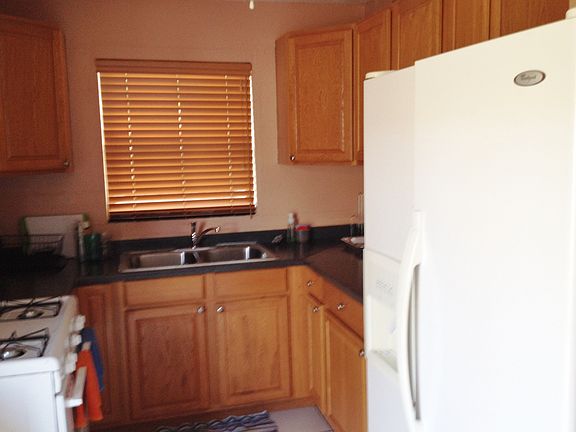 2nd image of 320 S O St
