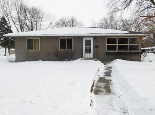 1417 Linn Ave, Owatonna, MN 55060