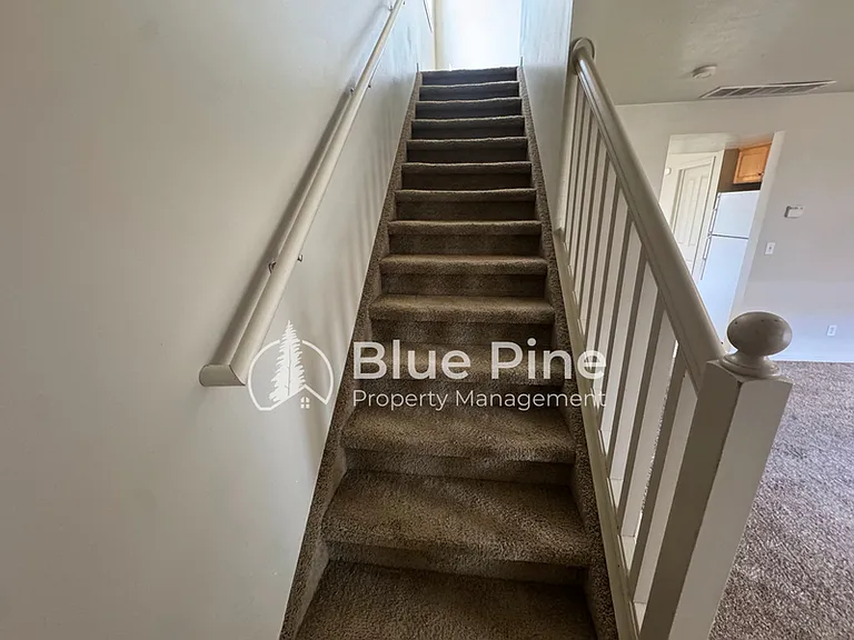 429 Raven Way — Photo 10
