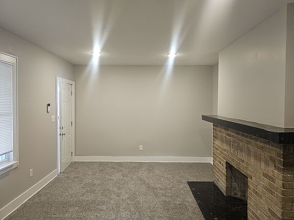 2nd image of 827 Lilley Ave #1
