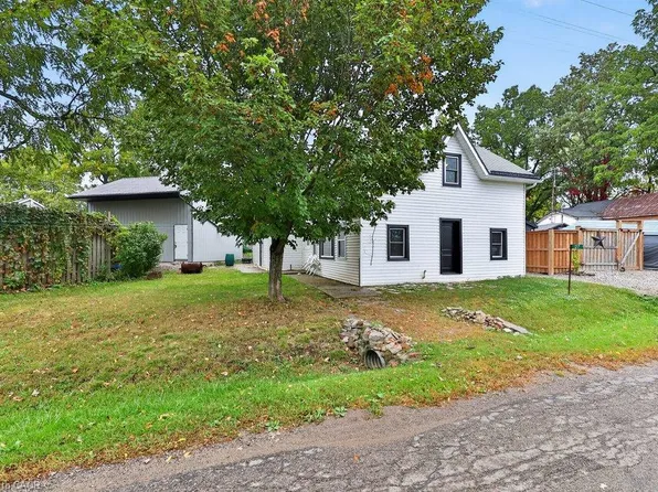 27 Indiana Rd W, Haldimand County, ON N0A 1H0