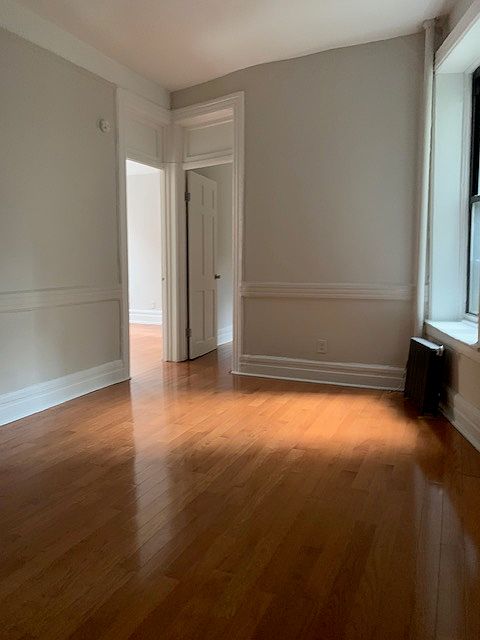 1st image of 165 W 4th St APT 6