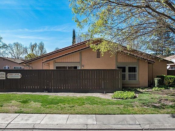 2nd image of 4064 Elmo Loop