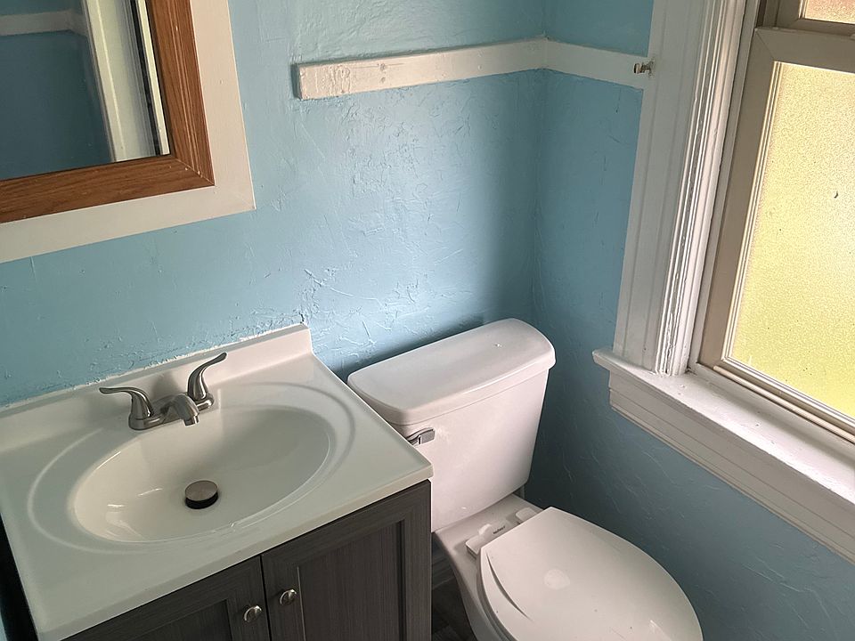 1st image of 1401 Highland Ave