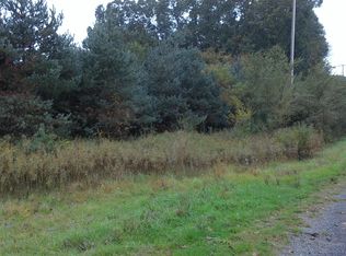 E Kent Rd, Greenville, MI 48838