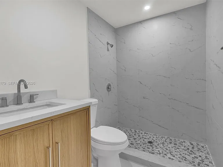 5111 SW 73rd Ter — Photo 16