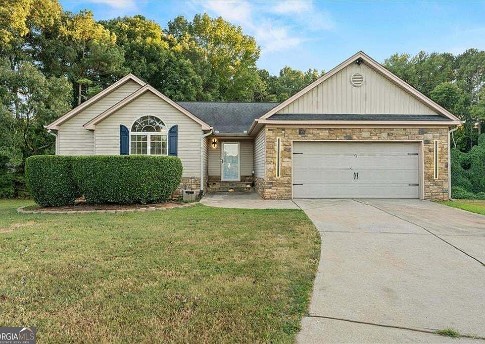 1st image of 40 Hannah Heights Way