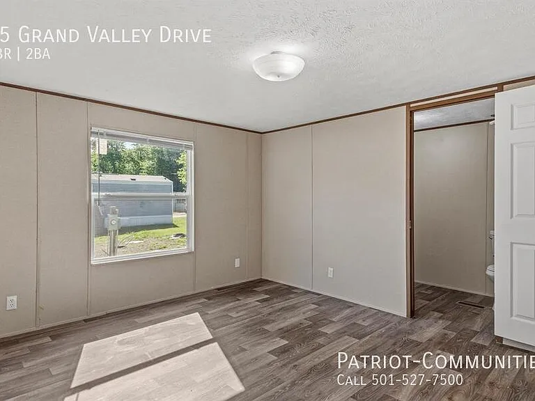 15 Grand Valley Dr — Photo 11