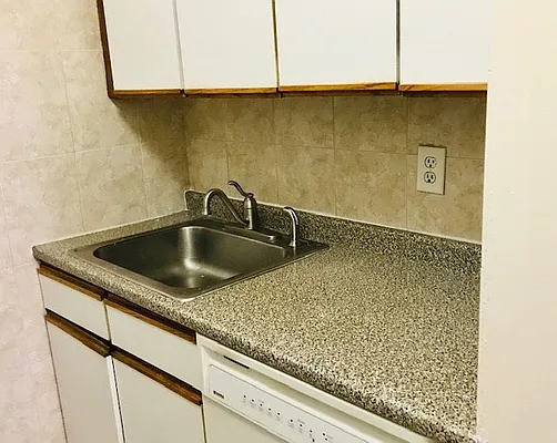 Rented by Veritas Property Management | media 13