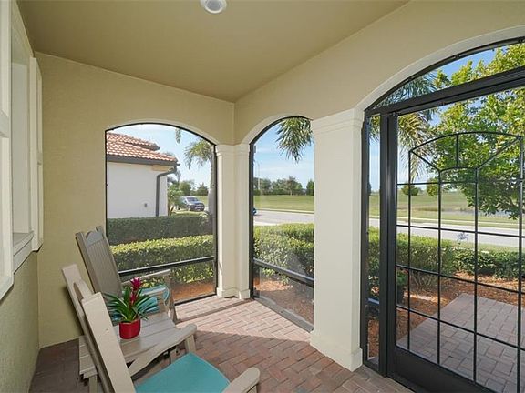 3rd image of 10317 Crooked Creek Dr