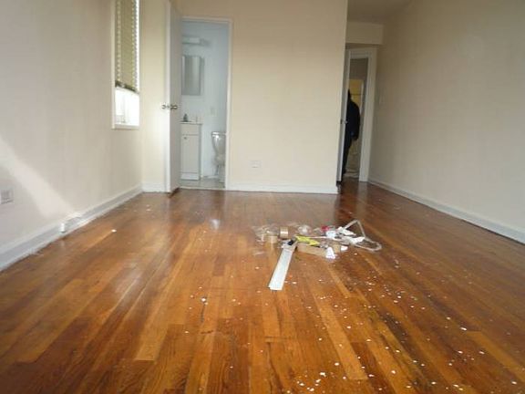 2nd bed - being cleaned