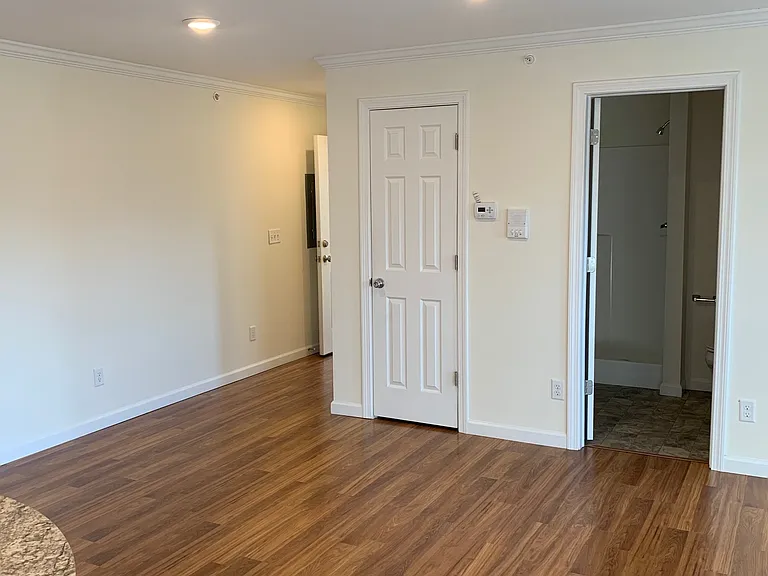 112 Broad St #4 — Photo 10