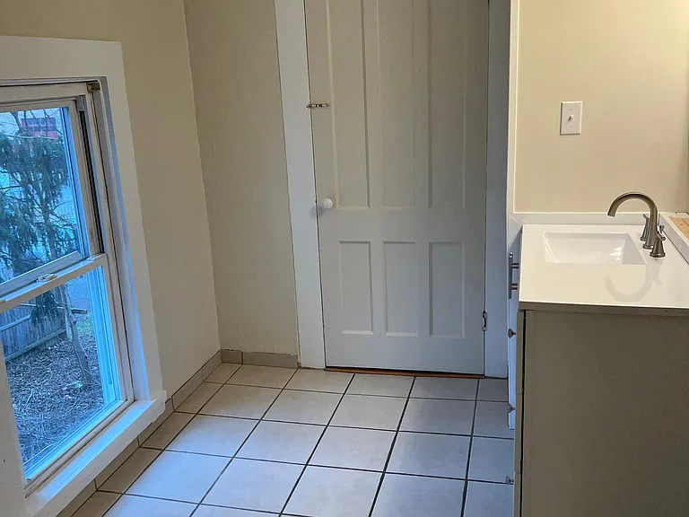 16 Madison St #2 — Photo 3