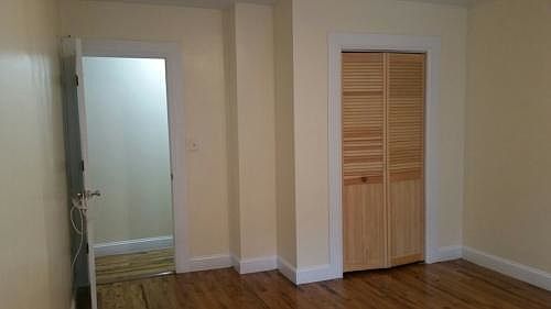 2nd image of 3425 Knox Pl APT 4D