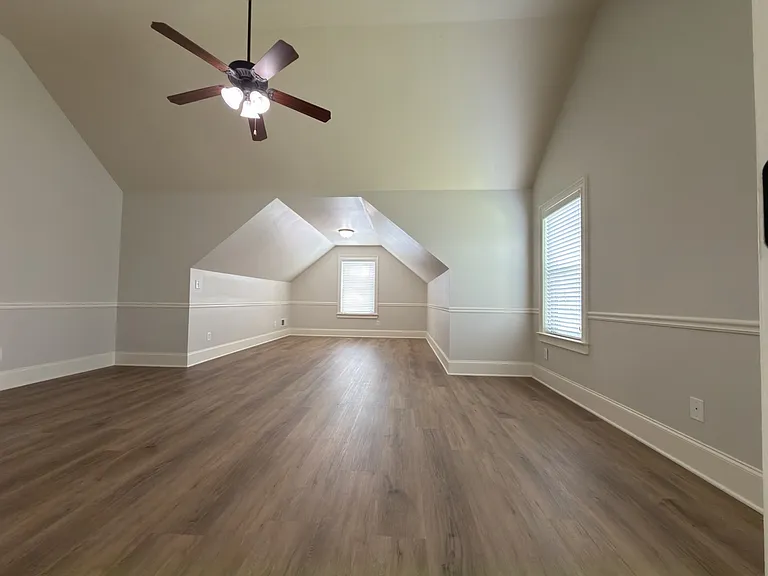 3635 Clarecastle Dr — Photo 18